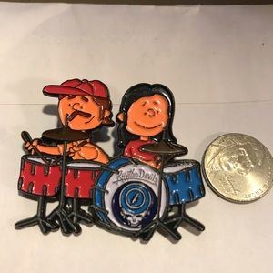Grateful Dead peanuts mash up hat pin